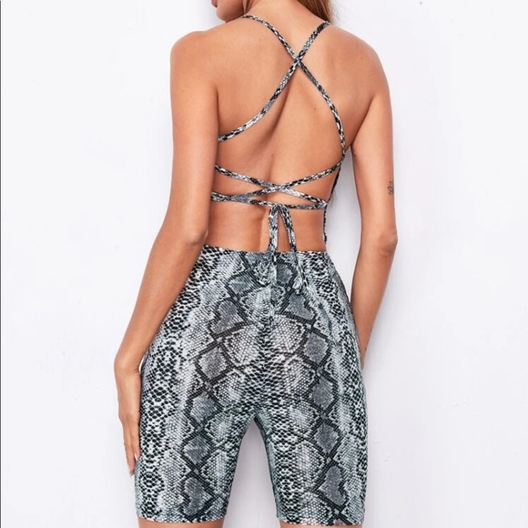 Lace- up open back fitted romper - SHEIN